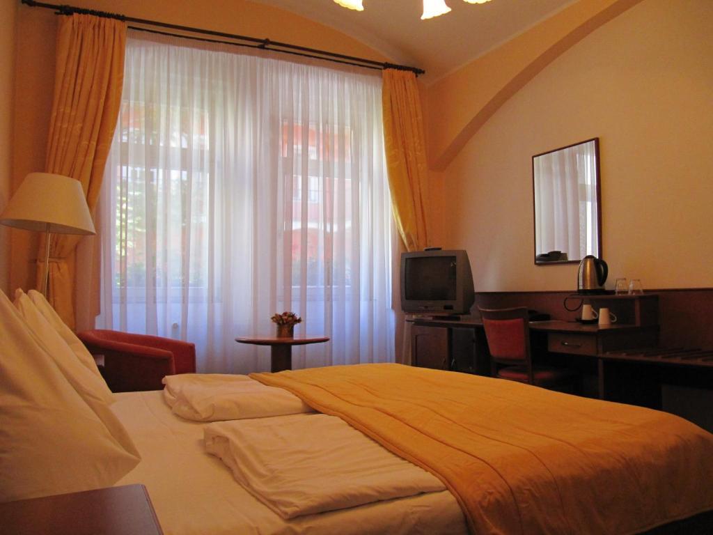 Amadeus Hotel Prague Exterior photo
